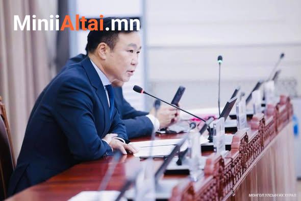 УИХ-ын гишүүн Б.Түвшин уул, усаа хөндсөн байгаль орчинд сөргөөр нөлөөлөх төслүүдийг дэмжихгүй гэдгээ илэрхийллээ