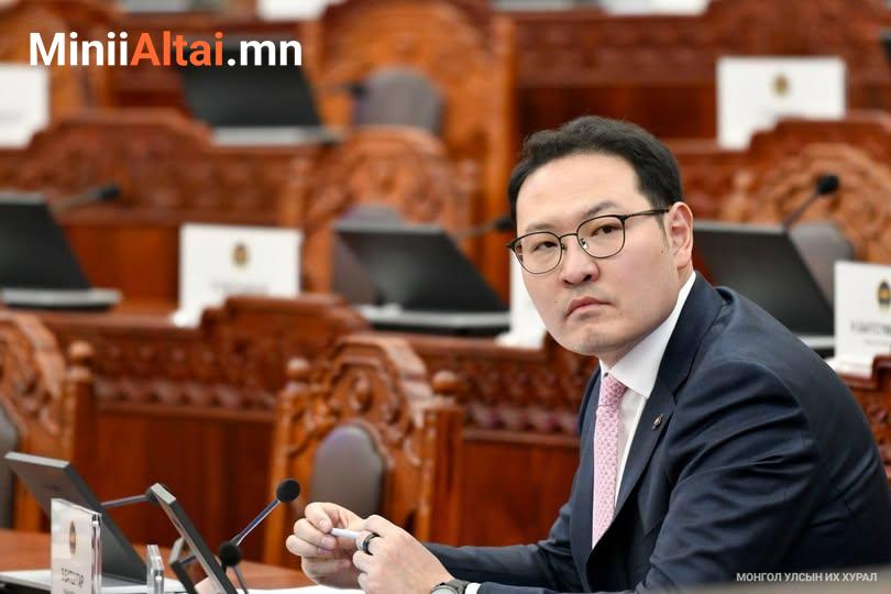 Эрүүл мэндийн сайдаар УИХ-ын гишүүн Э.БАТШУГАР ажиллана