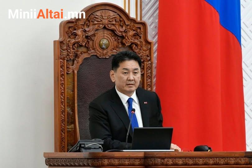 ТББХ: Ерөнхийлөгчийг өргөн мэдүүлсэн "УИХ-ын гишүүнийг эгүүлэн татах" хуулийн төслийг хэлэлцэж байна